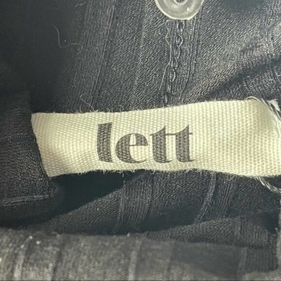 Black Sleeveless Mock Neck Ribbed Top, Capsule, Staple, minimalist, Career L - Picture 9 of 10